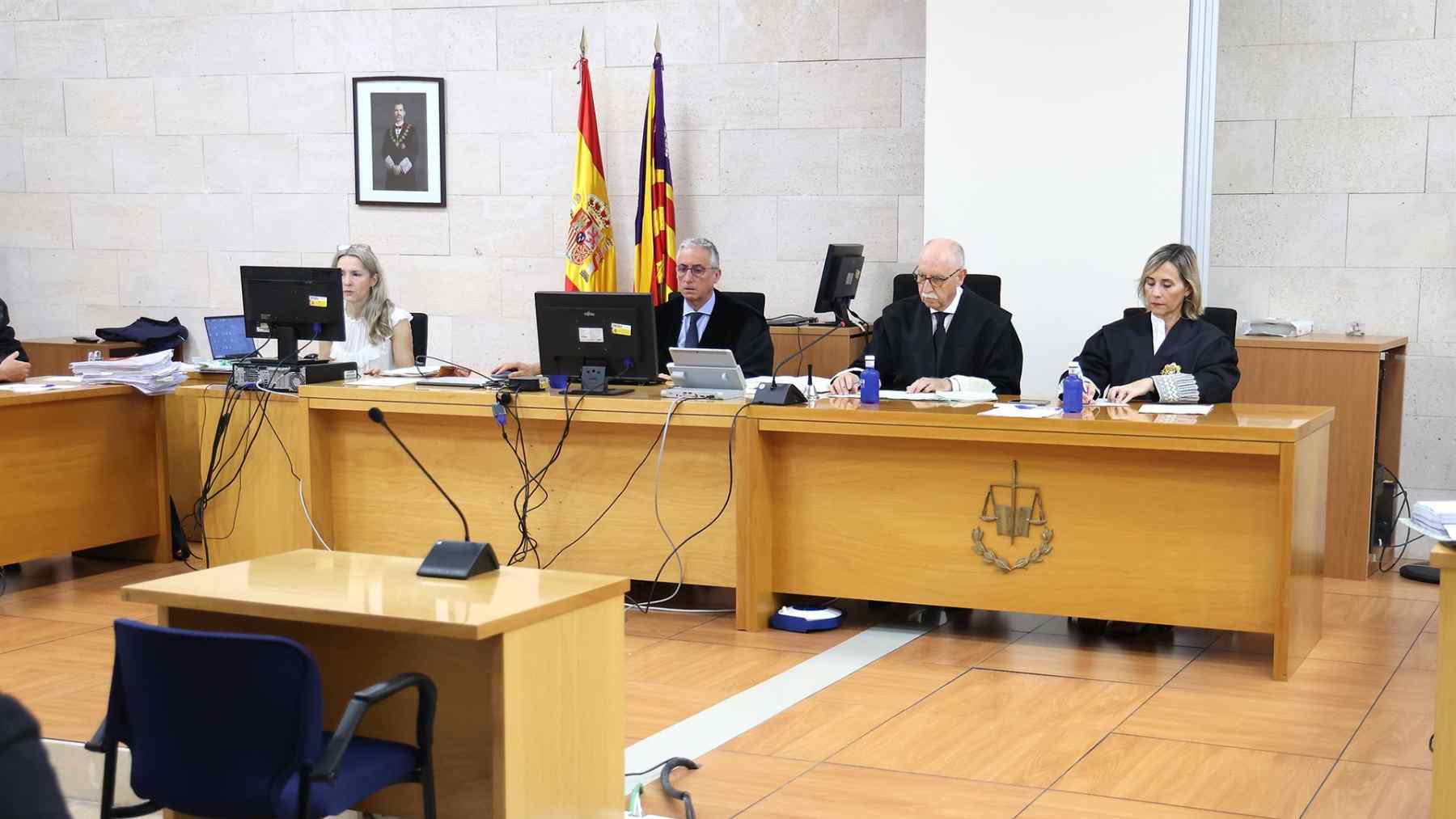 Jueces durante el juicio contra los investigadores del ‘caso Cursach’. ISAAC BUJ-EUROPA PRESS