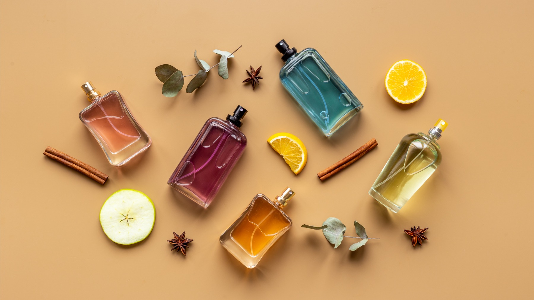 5 perfumes con historia que nos siguen encantando
