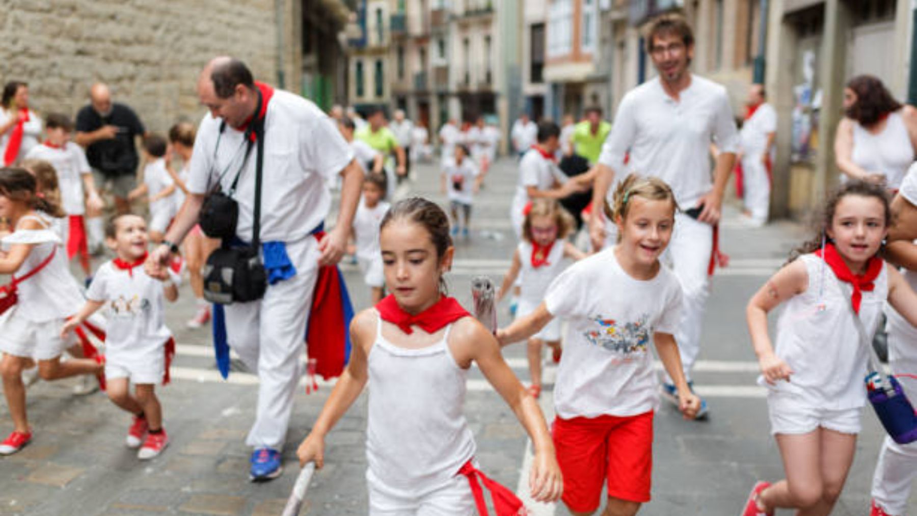 Descubre los mejores planes para disfrutar los sanfermines con los niños