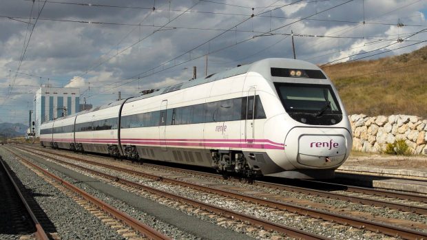 Beneficios Renfe retraso valencia adif