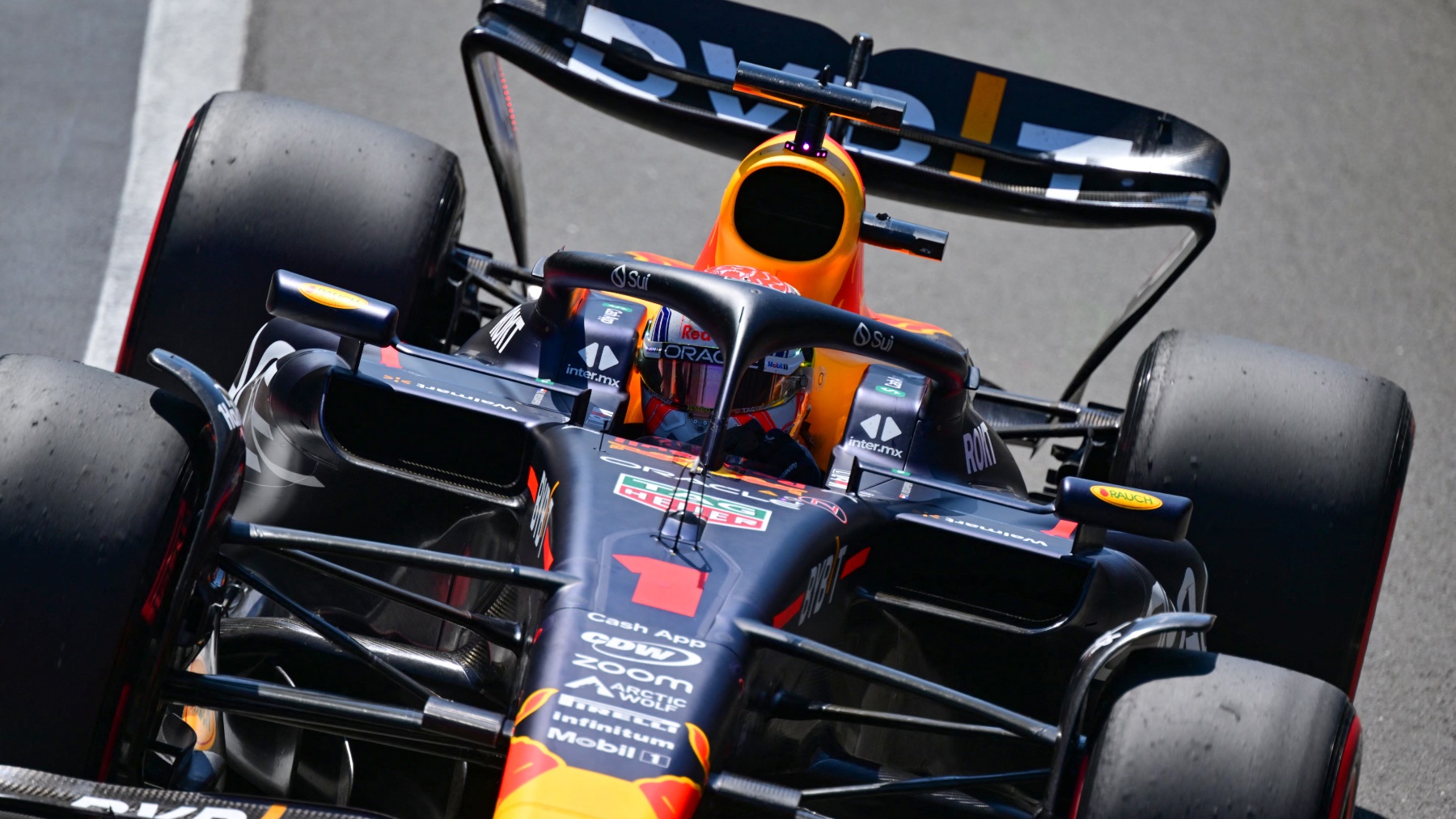 Max Verstappen, líder de los libres dos en Silverstone. (AFP)