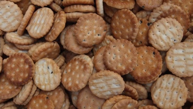 Nos va a querer irte nunca de este pueblo español: sus calles tienen olor a galleta