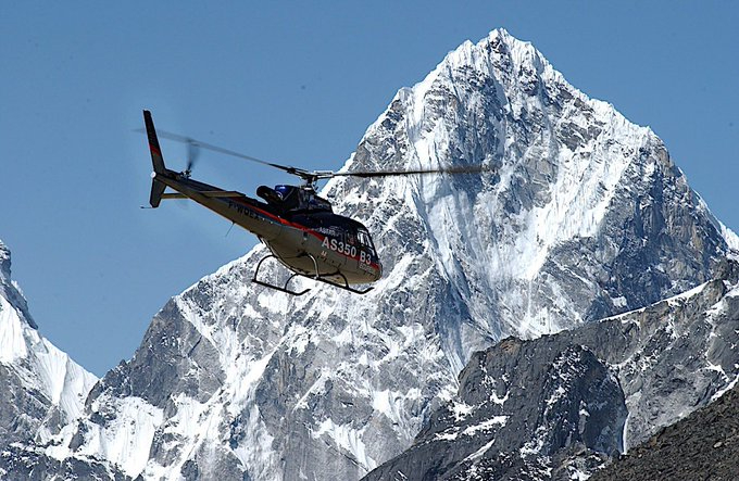 Fallecen seis ocupantes en un helicóptero estrellado en Nepal