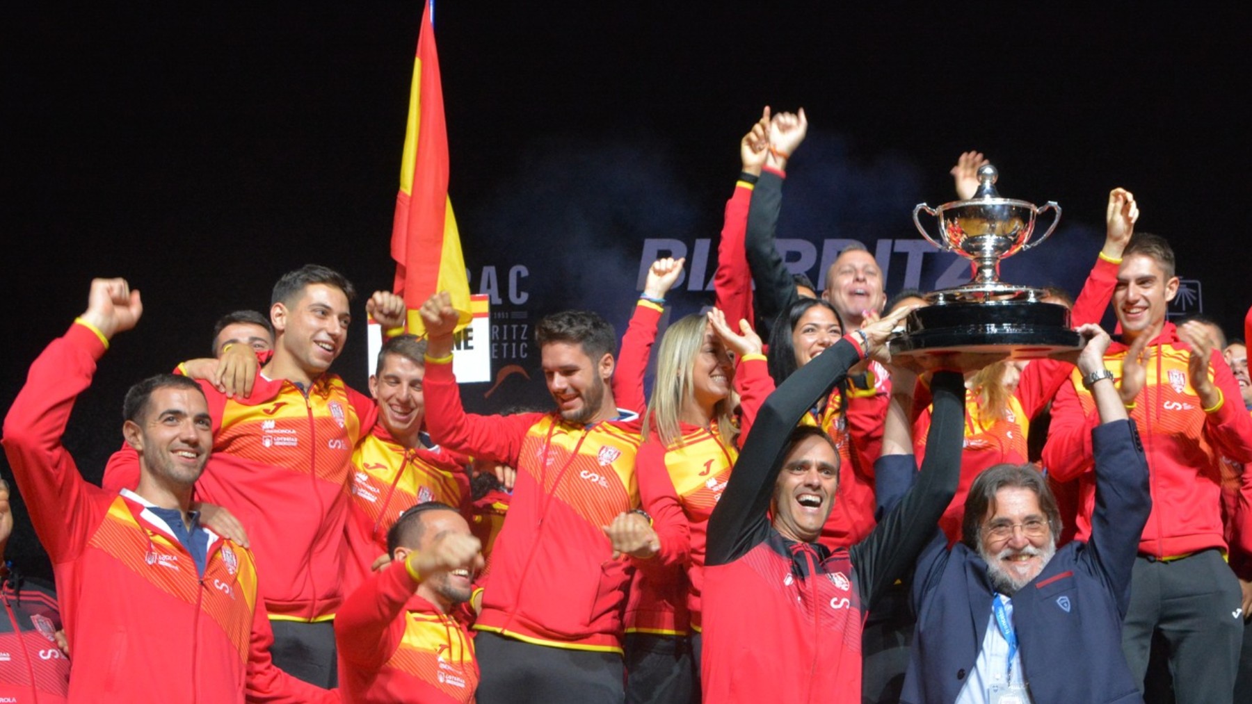 La selección española tras ser campeona del Mundial de pelota vasca (Federación Española de pelota vasca)