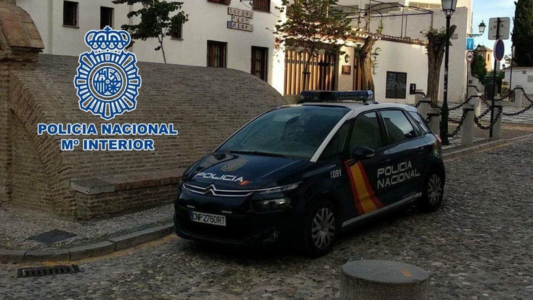 Vehículo de la Policía Nacional.