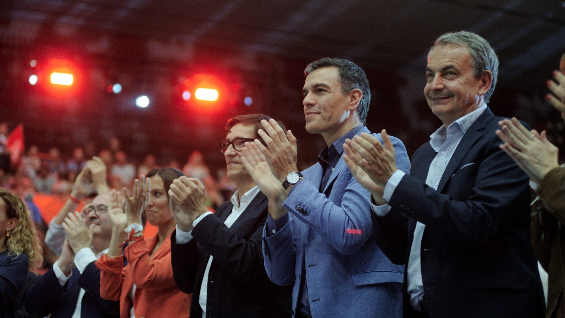 Sánchez y Zapatero en un acto del PSOE. (Foto: EP)