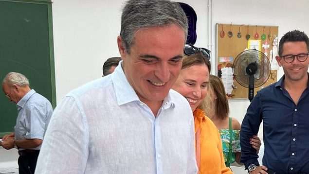 José Vicente Marí Bosó.