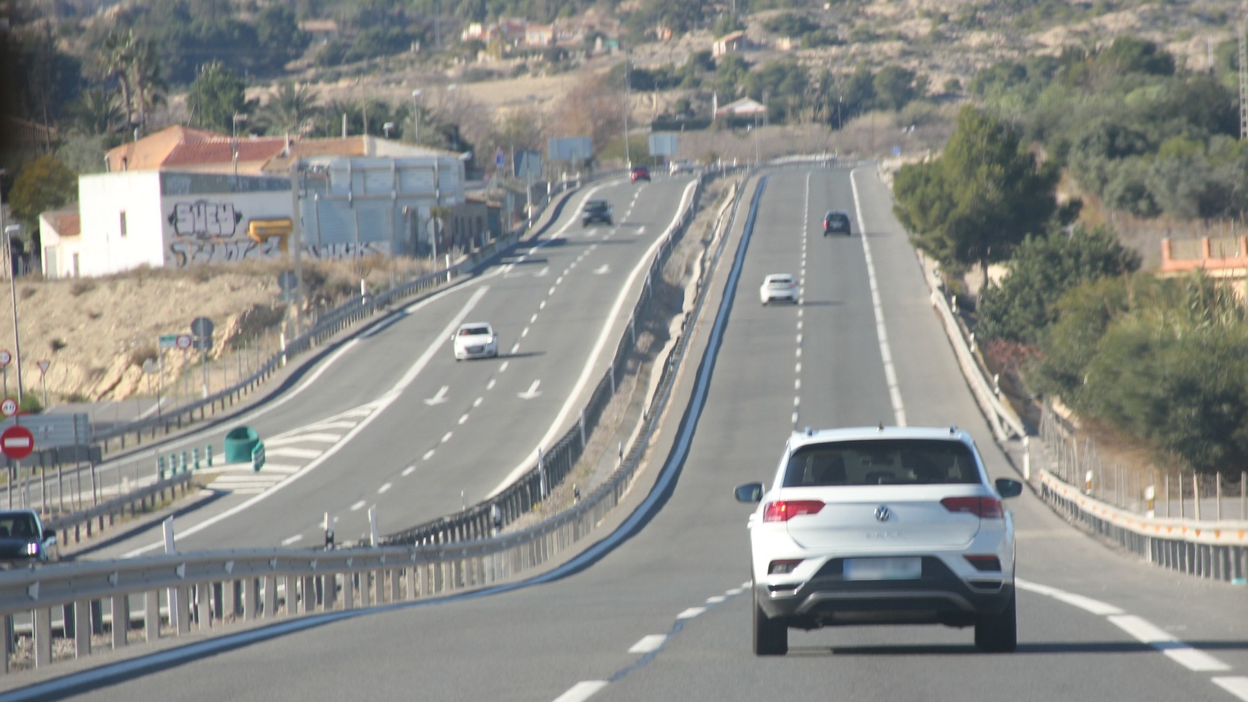 El Gobierno pondrá peajes en todas las carreteras a partir del 2024