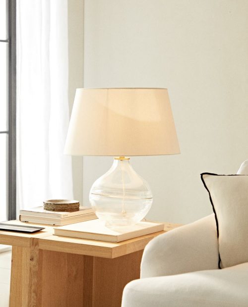 Colas para comprar la lámpara más rebajada y viral de Zara Home 