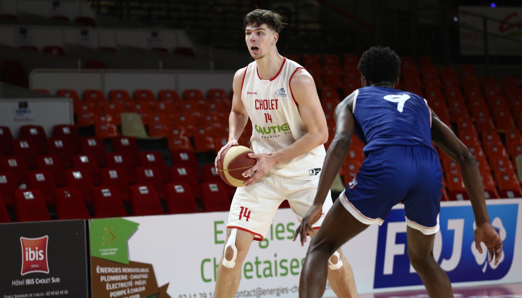 Naoll Balfourier con el Cholet