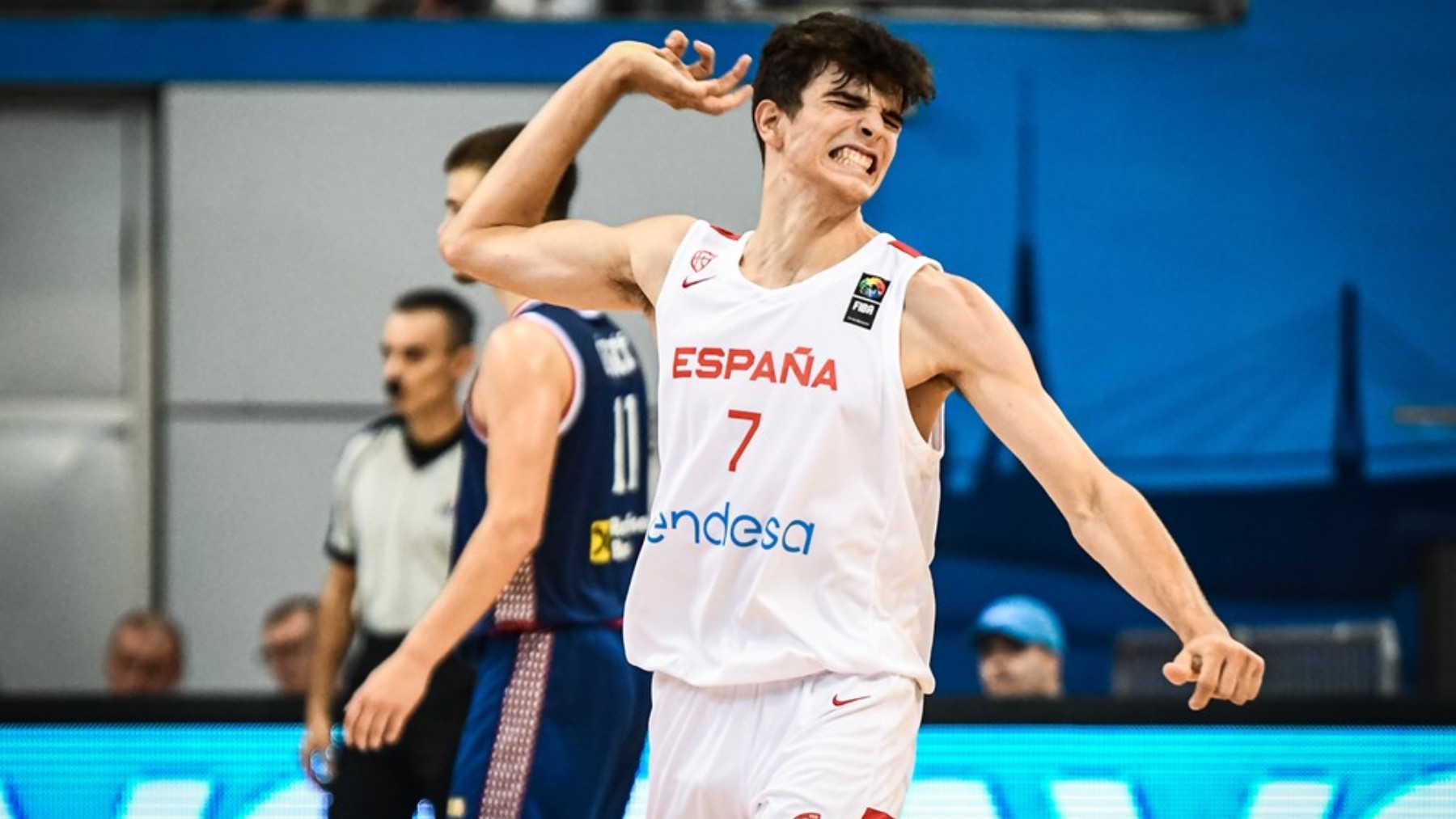 Hugo González, durante la final del Europeo sub-18 entre España y Serbia. (FIBA)