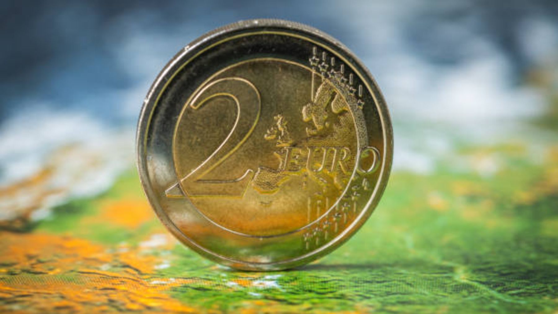 Descubre la moneda de 2 euros por la que te pueden dar 2.000 euros