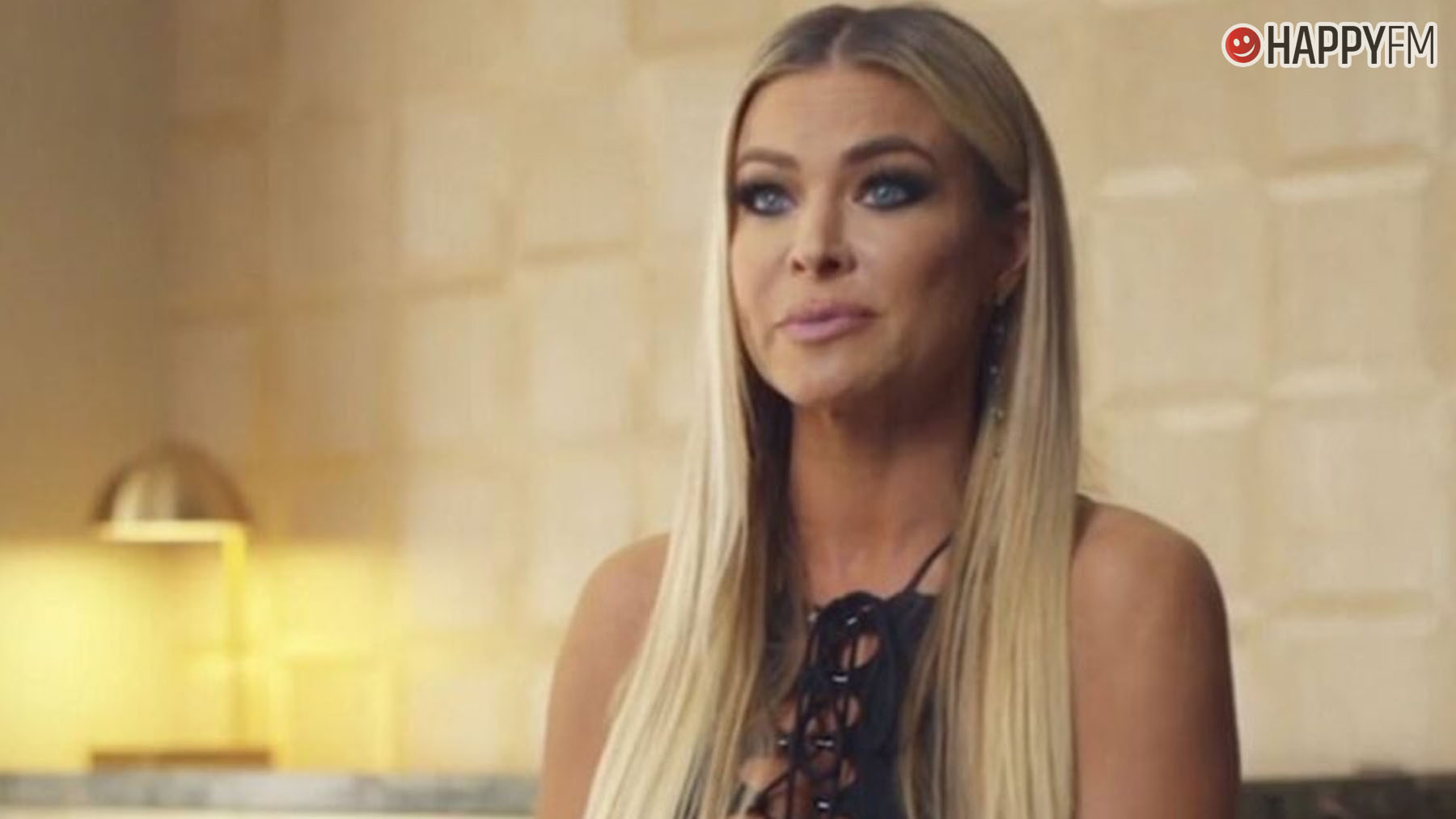Carmen Electra.