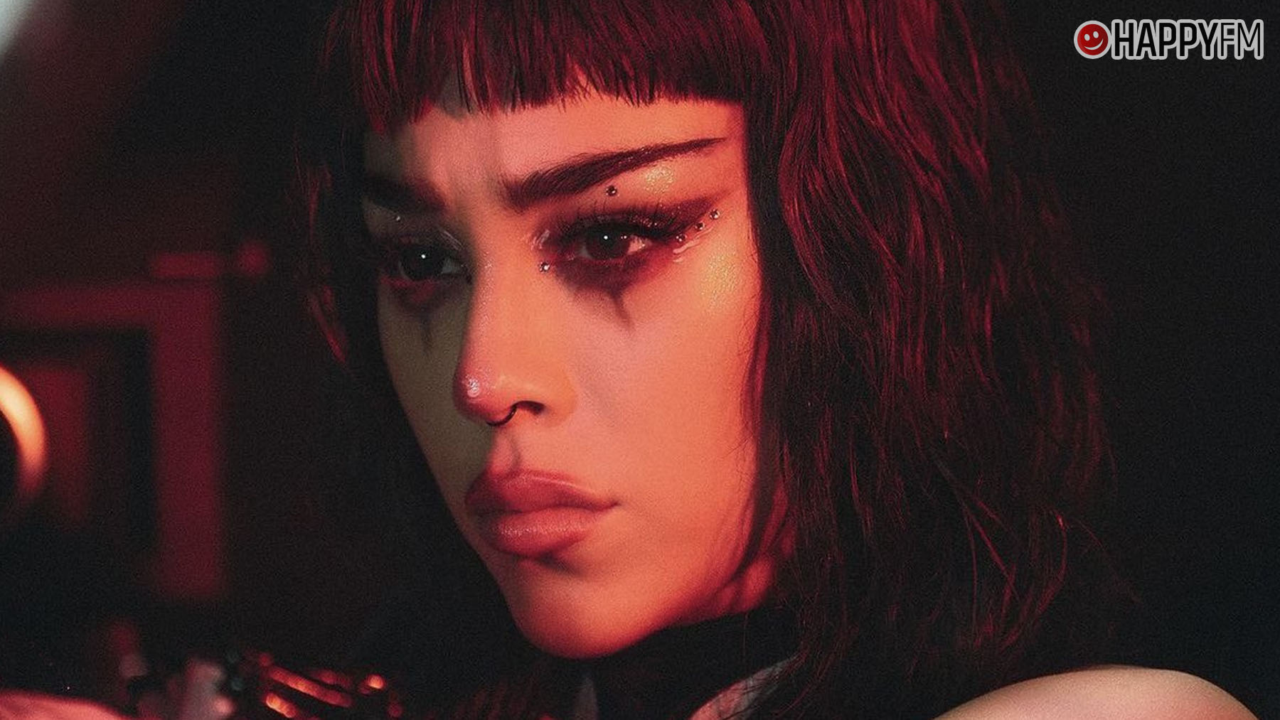 Danna Paola sorprende con el lanzamiento de ‘Tenemos que hablar’