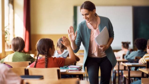 funcionario becas escolares