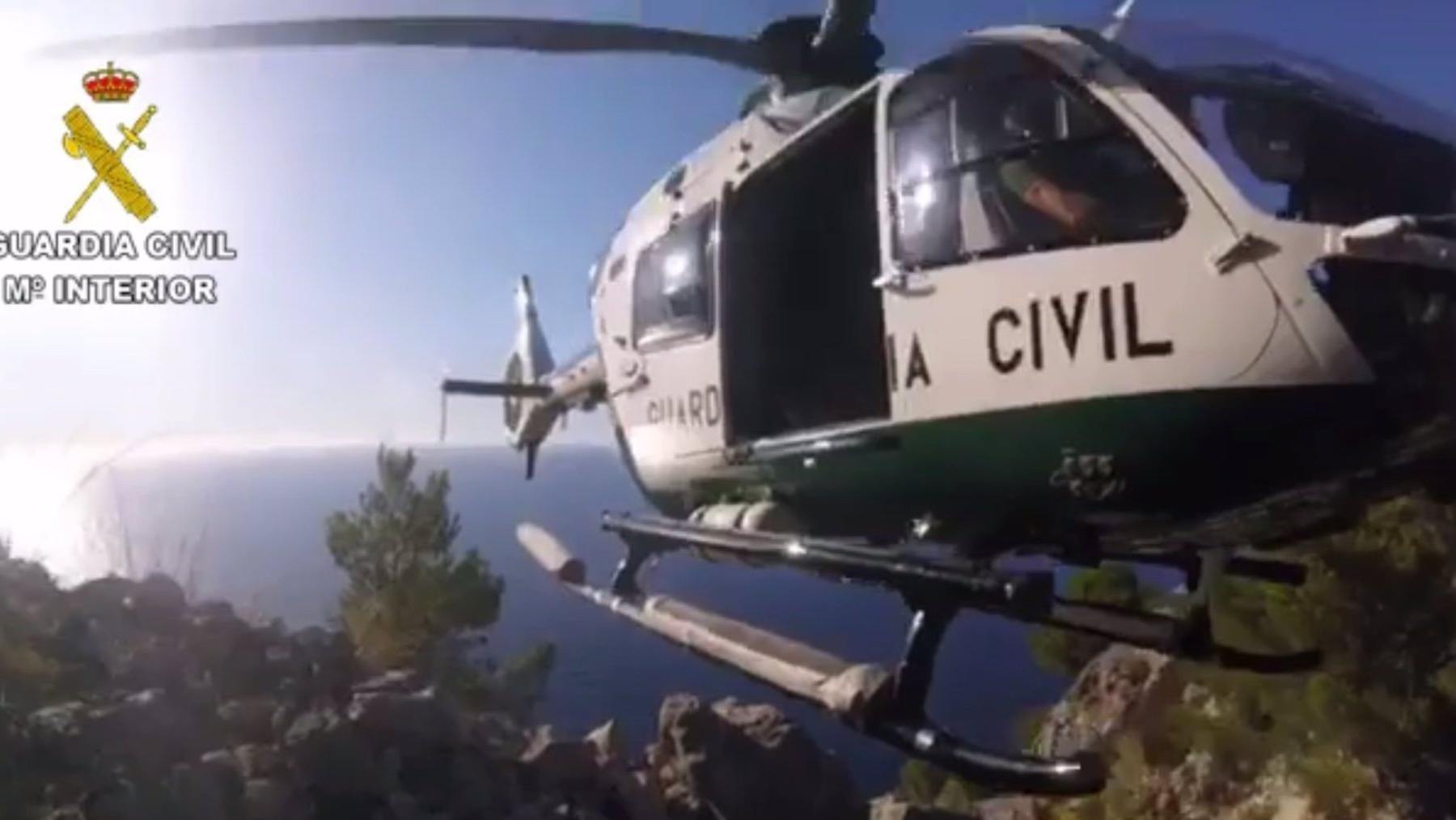 Helicóptero del Grupo de Rescate de Montaña de la Guardia Civil (Greim).
