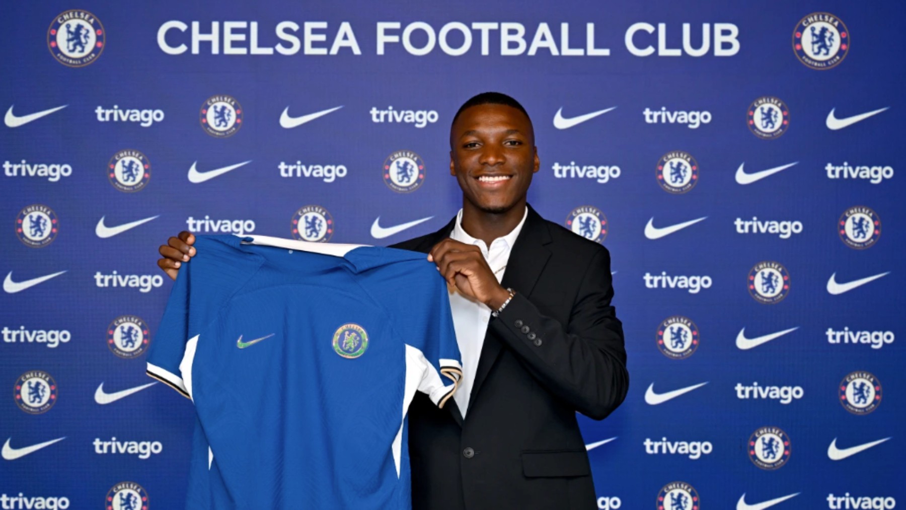 Moisés Caicedo con la camiseta del Chelsea. (Chelsea)