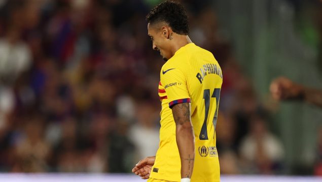 Raphinha pide perdón al Barça por su expulsión, pero se olvida de Gastón Álvarez