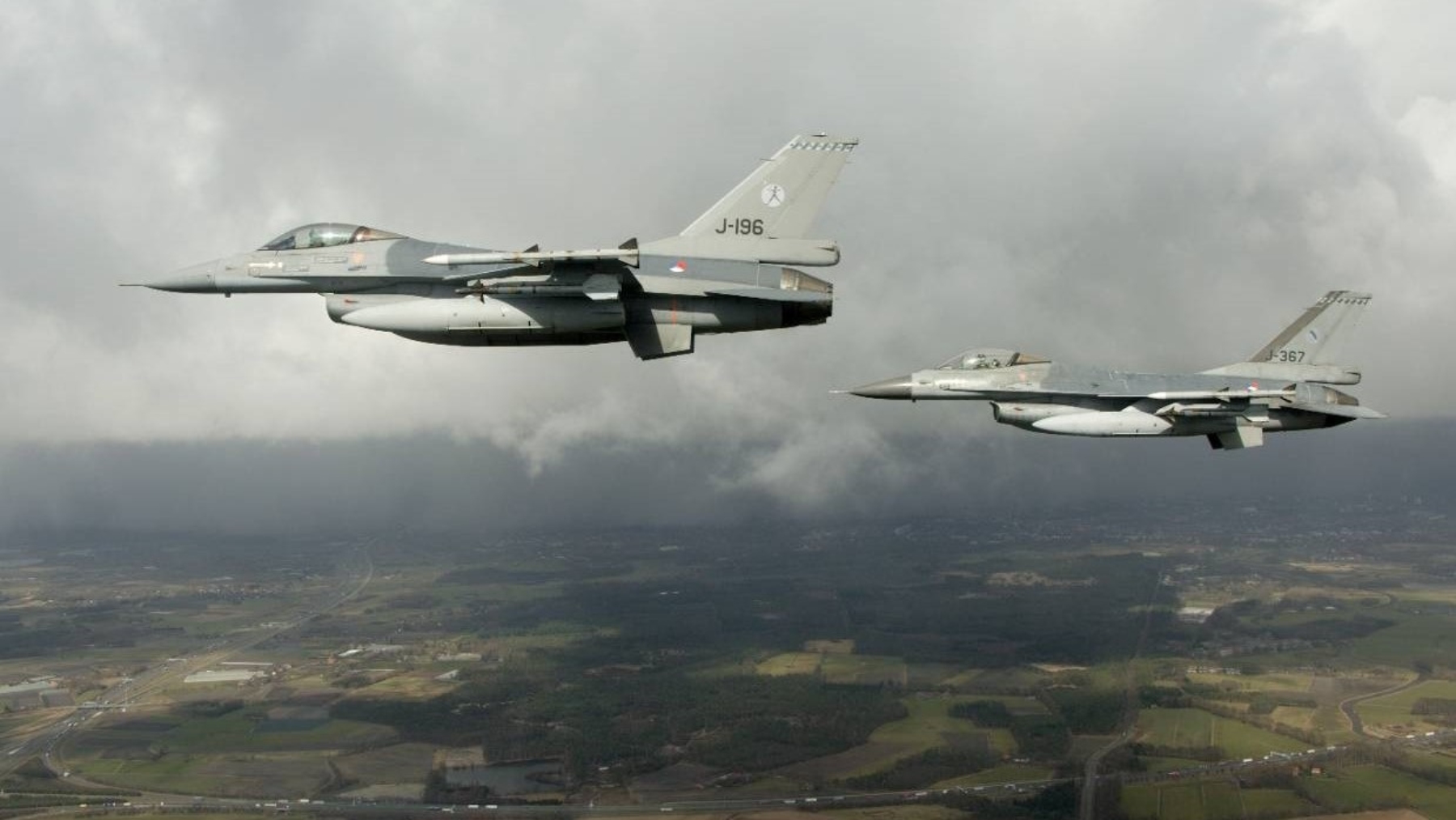 Dos cazas F-16 de la Fuerza Aérea danesa (Foto: Europa Press).