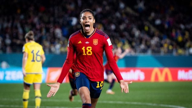 Salma Paralluelo alineación españa