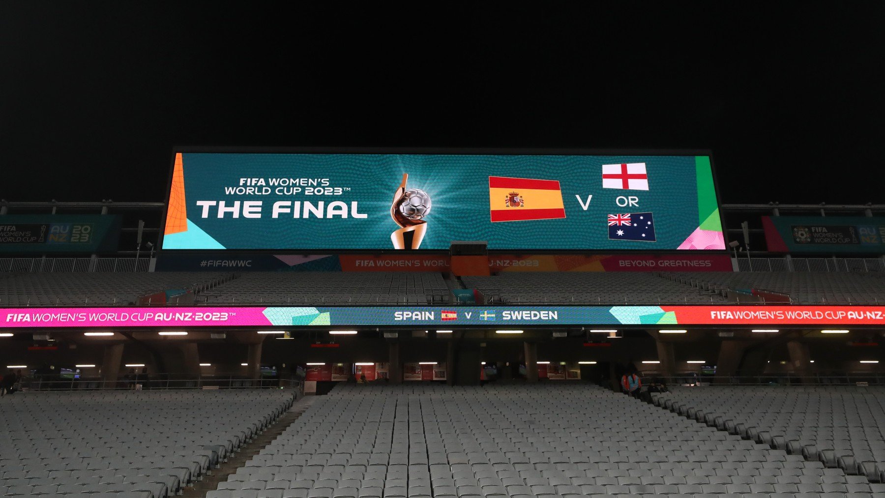 Imagen de la pantalla del Mundial anunciando la final de España. (Getty)