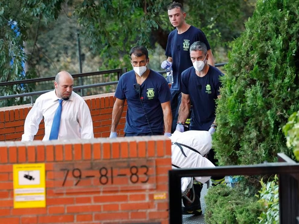 La Policía halla los cadáveres de una pareja en avanzado estado de descomposición en su domicilio de Madrid