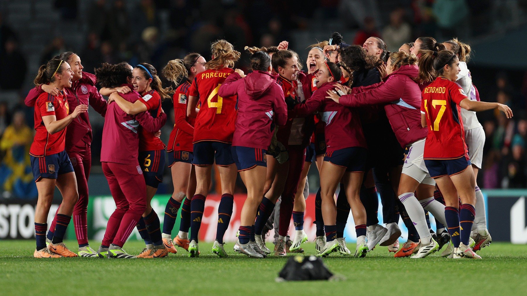 Las jugadoras de la selección española celebran el pase a la final. (Getty)