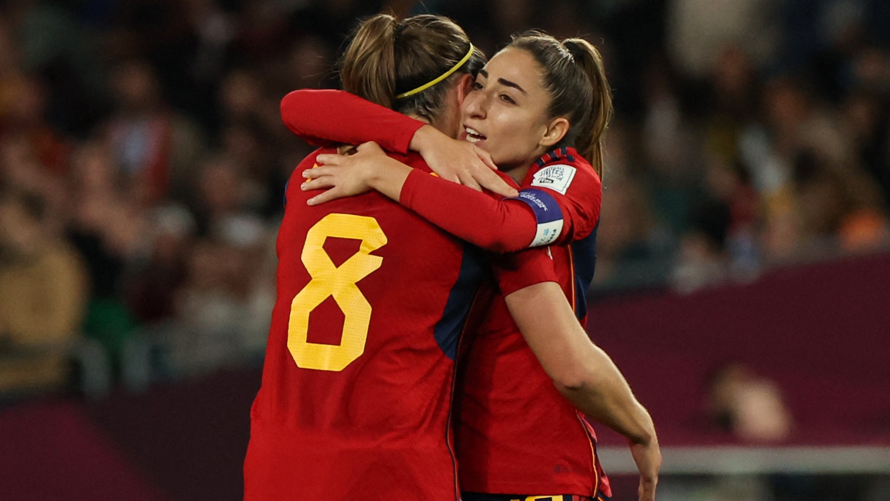 Olga Carmona celebra el gol de la victoria. (AFP)