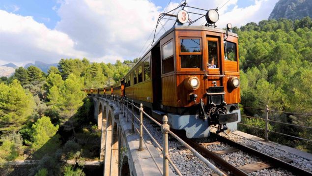 Suspenden la huelga del Tren de Sóller por «responsabilidad» ante la seguridad de usuarios y empleados