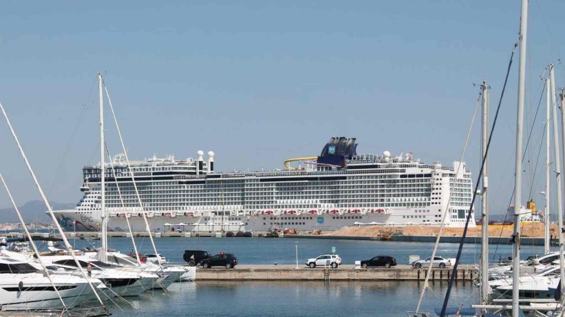 Crucero en el puerto de Palma.