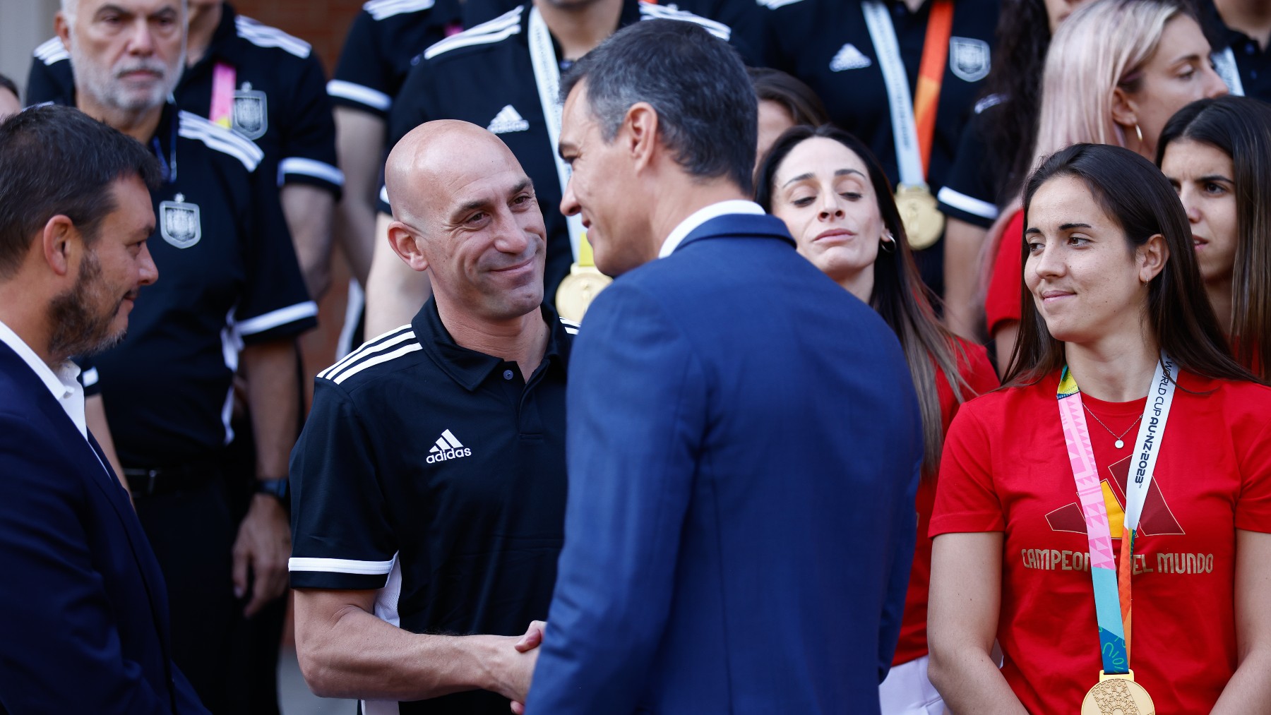 Pedro Sánchez con Rubiales en la Moncloa. (Foto: EP)