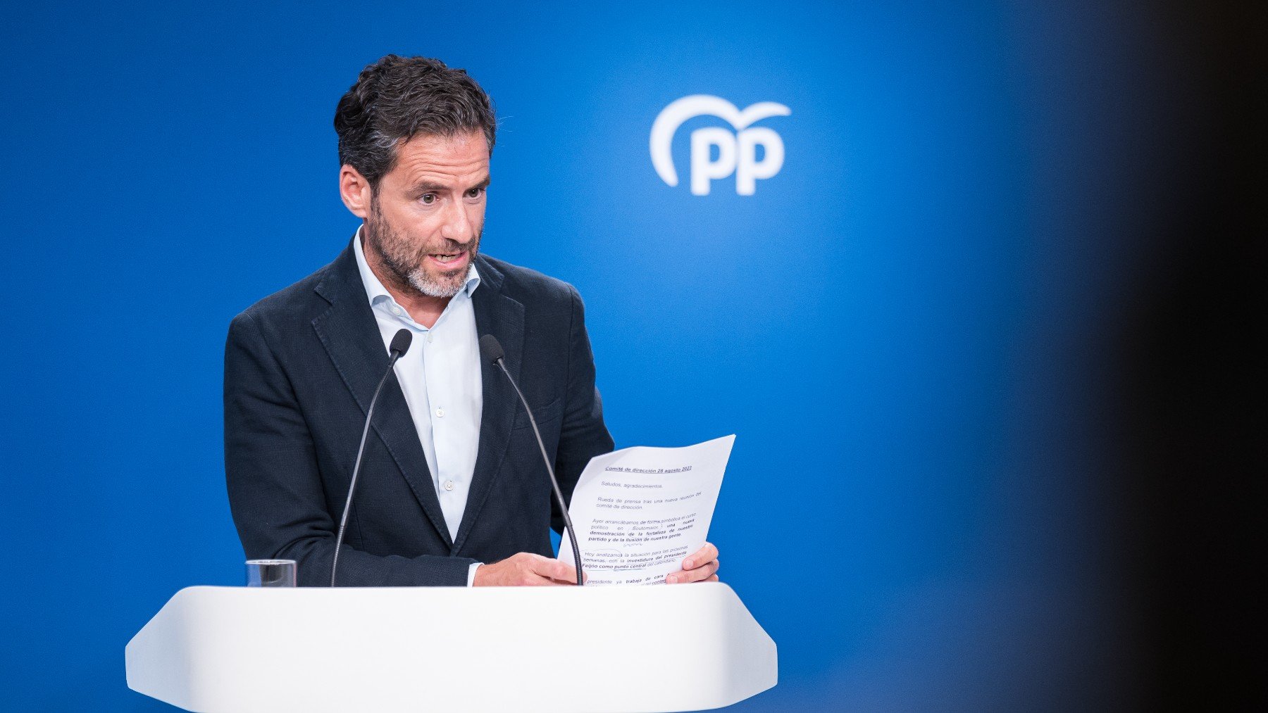 Borja Sémper en rueda de prensa en Génova. (Foto: EP)