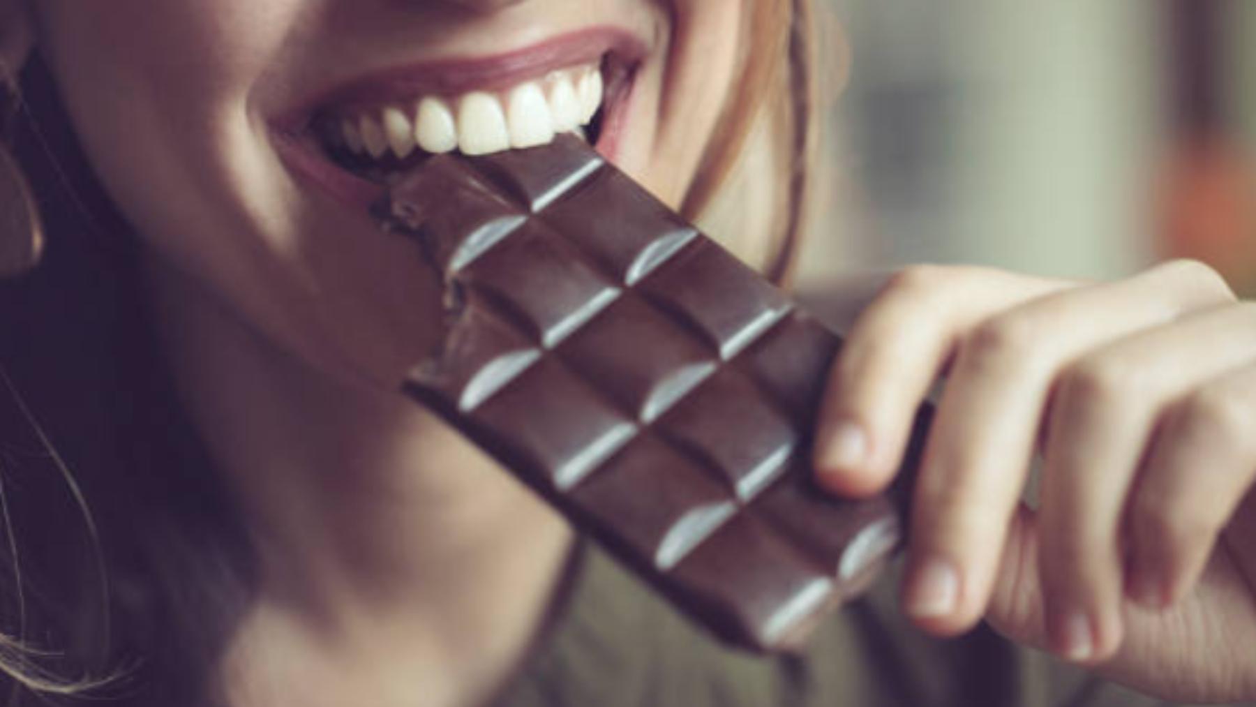 El chocolate cuánto más oscuro mejor para la salud.