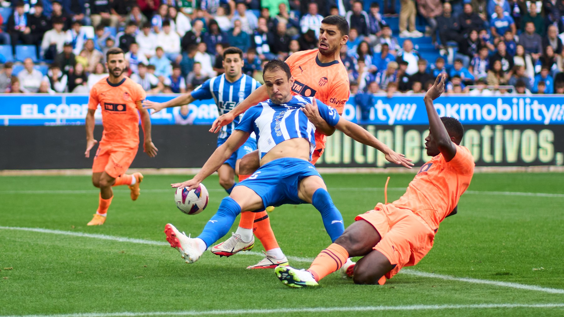 Imagen del gol del Alavés al Valencia. (Getty)