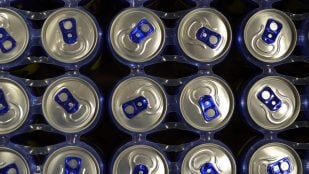 Algunas bebidas energéticas superan la cantidad de cafeína recomendada