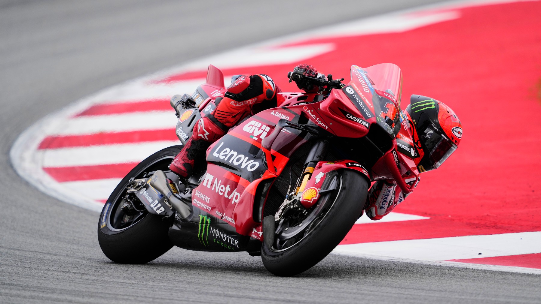 Pecco Bagnaia, durante un gran premio esta temporada. (EFE)