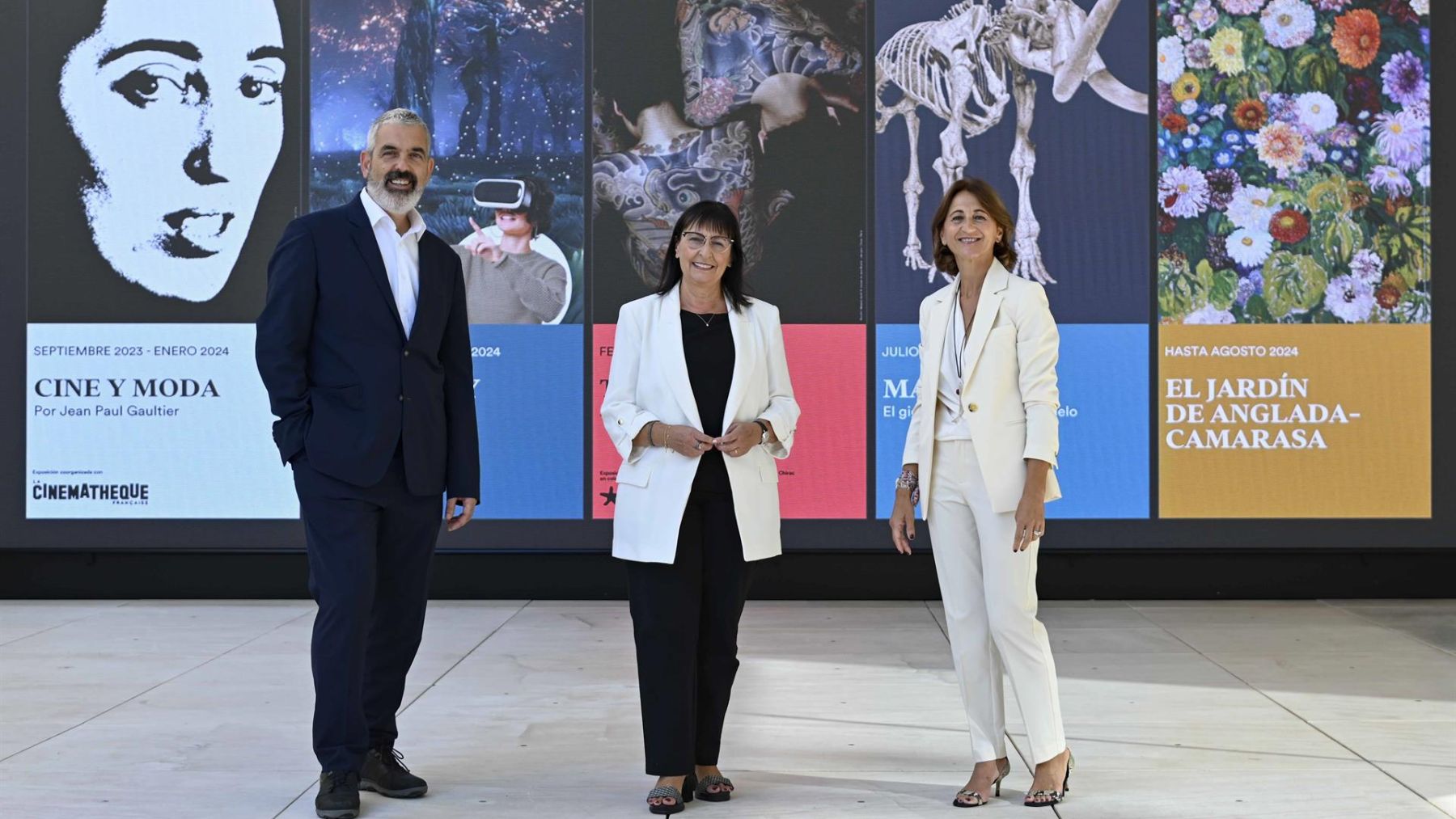 El director corporativo del Área de Cultura y Ciencia de la Fundación La Caixa, Ignasi Miró; la directora general adjunta de la Fundación, Elisa Durán, y la directora de CaixaForum Palma, Margarita Pérez-Villegas