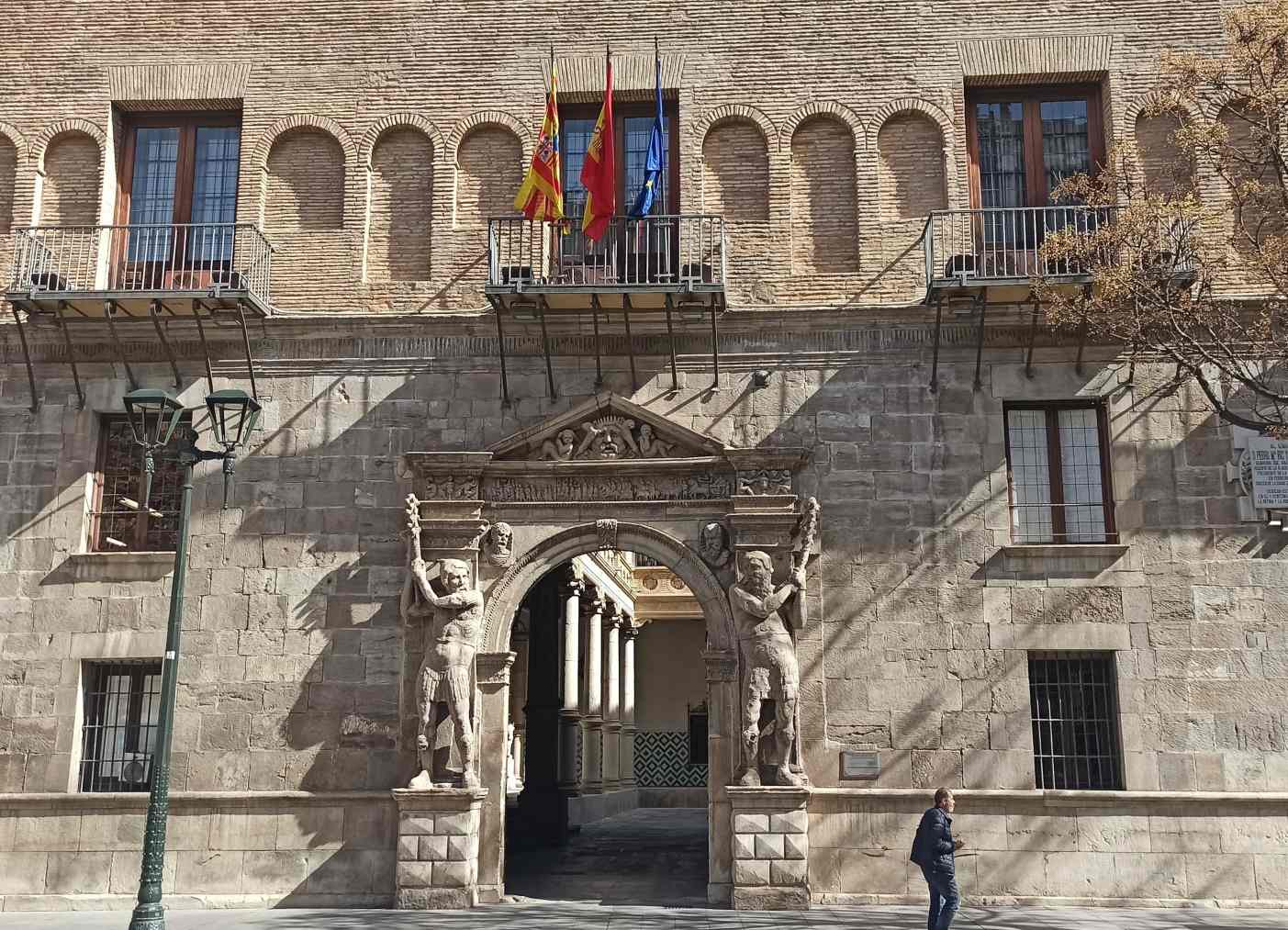 Palacio de los Luna de Zaragoza, sede del Tribunal Superior de Justicia de Aragón (TSJA), de la Fiscalía Superior y de la Secretaría de Estado.