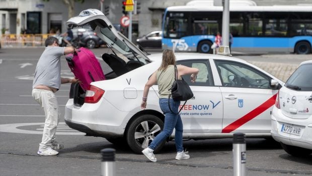 Es una trampa para taxis: estas son las escaleras de Madrid dónde se quedan atrapados y nadie lo entiende