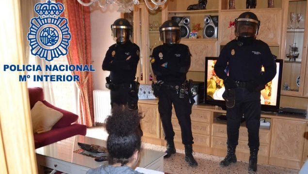 Detenida una colombiana nacionalizada española por prostituir a compatriotas en un piso de Granada