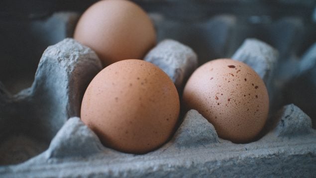 Los huevos que todos tenemos en casa esconden un secreto y así puedes descubrirlo
