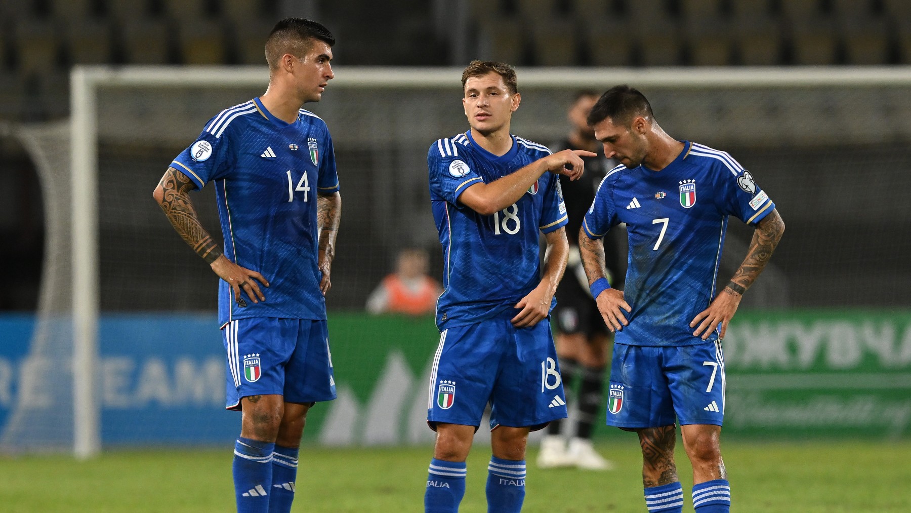 Los jugadores de Italia, ante Macedonia del Norte. (Getty)