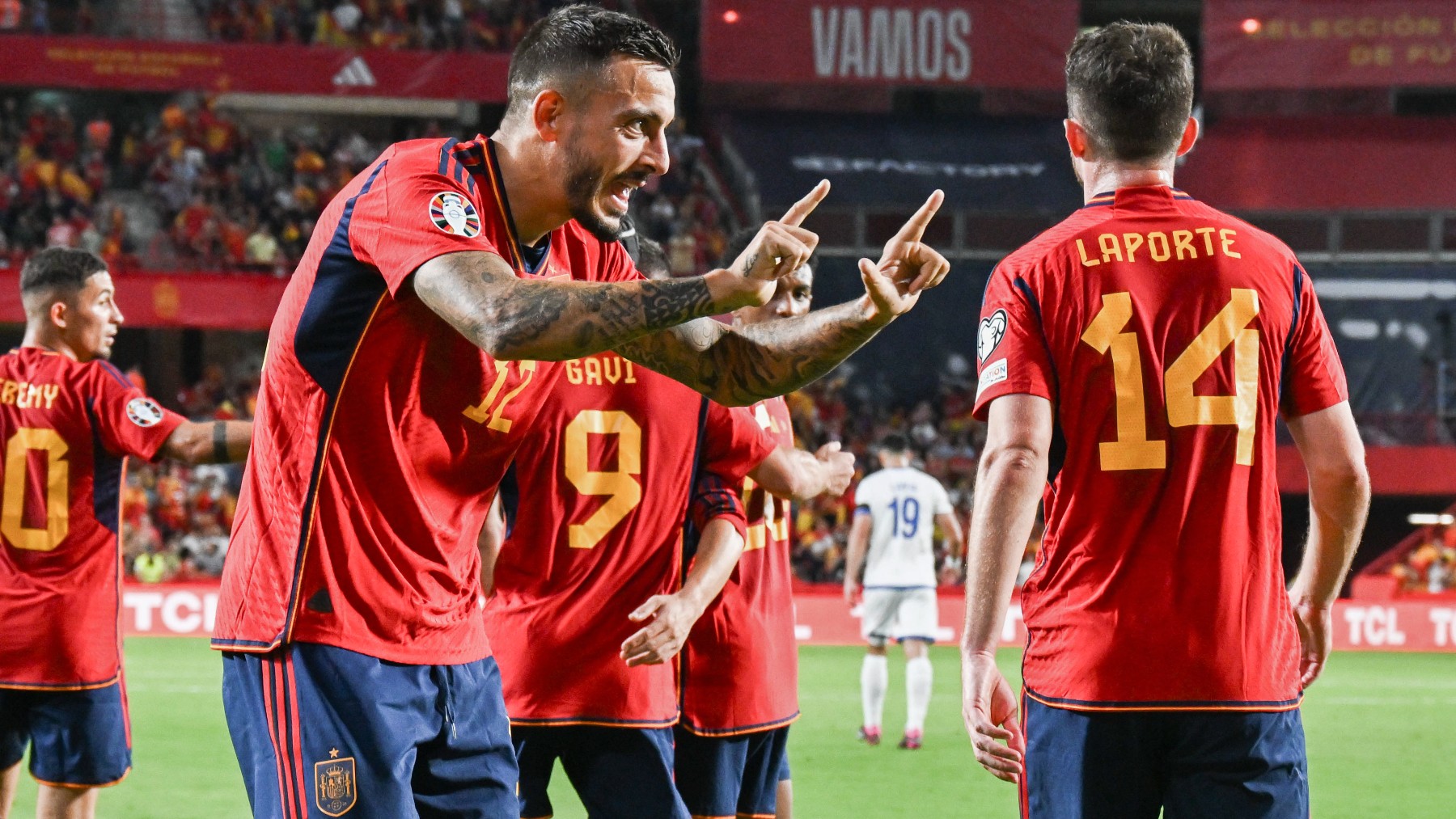 Joselu celebra su gol con España. (Getty)