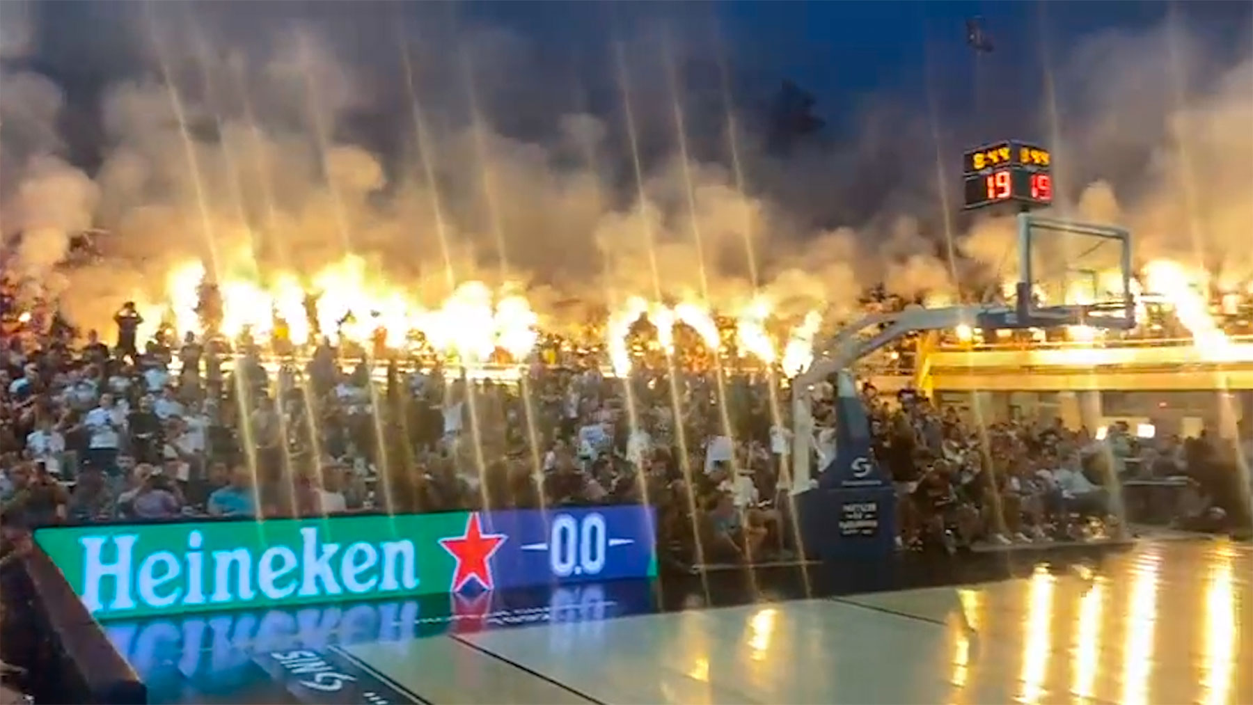El espectacular ambiente en el Partizan-Fuenlabrada.
