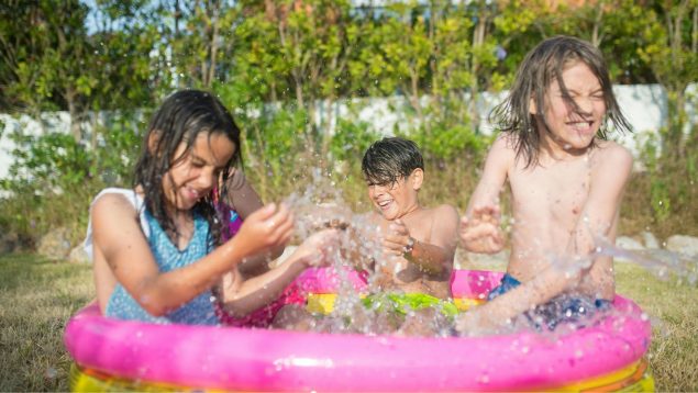 Las 10 mejores piscinas hinchables para niños del 2024: guía de compra y preguntas frecuentes