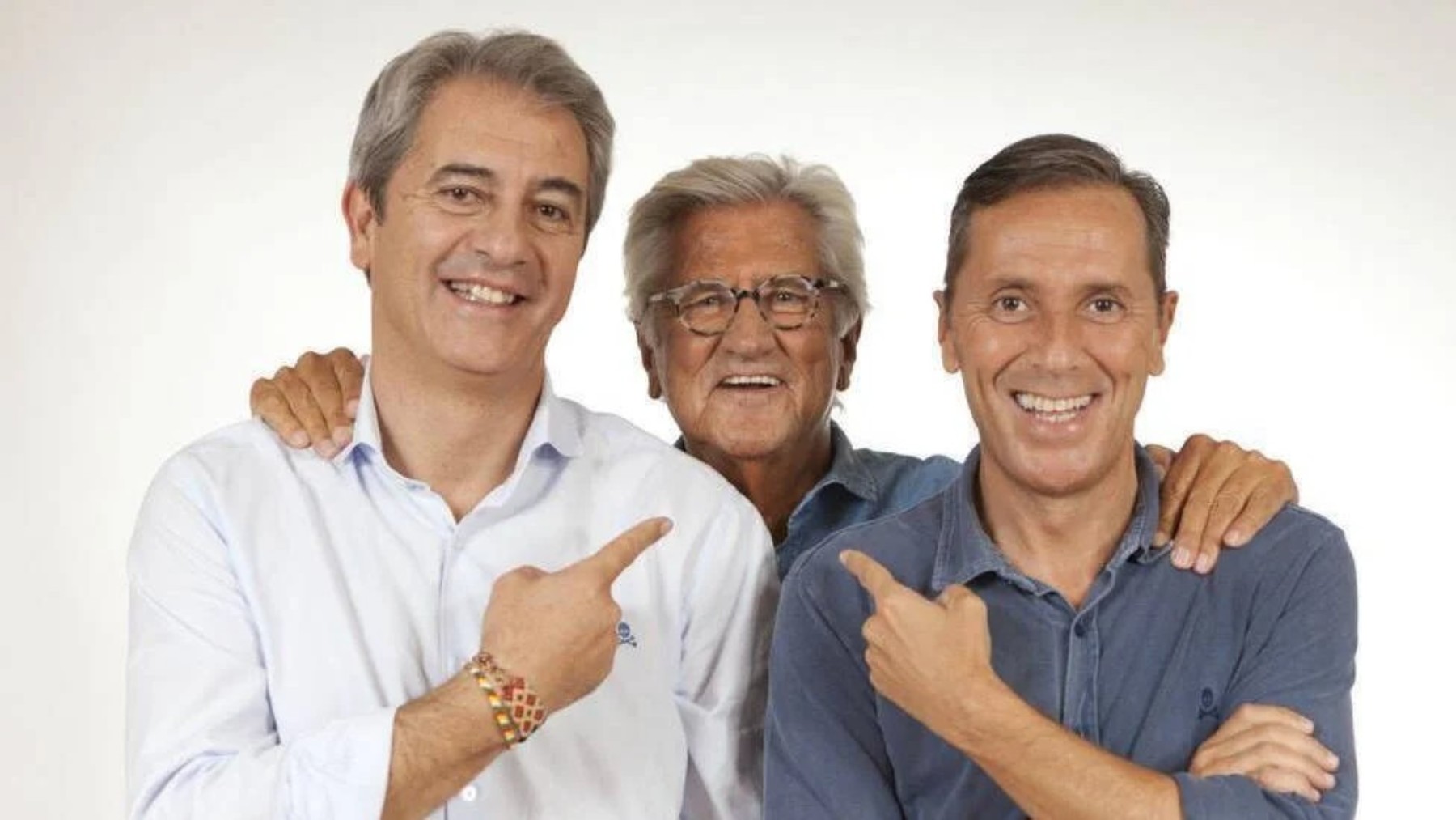 Pepe Domingo Castaño junto a Paco González y Manolo Lama.