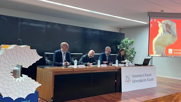 CENID debate sobre la digitalización empresarial y la protección de los derechos sociales