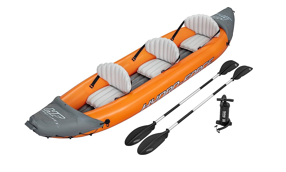 Kayak hinchable de tres plazas