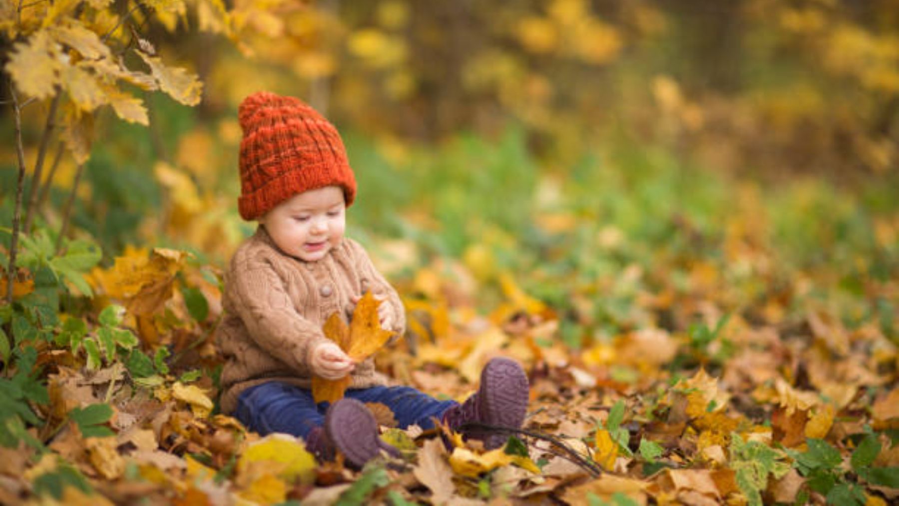 Las pautas para vestir al bebé en otoño