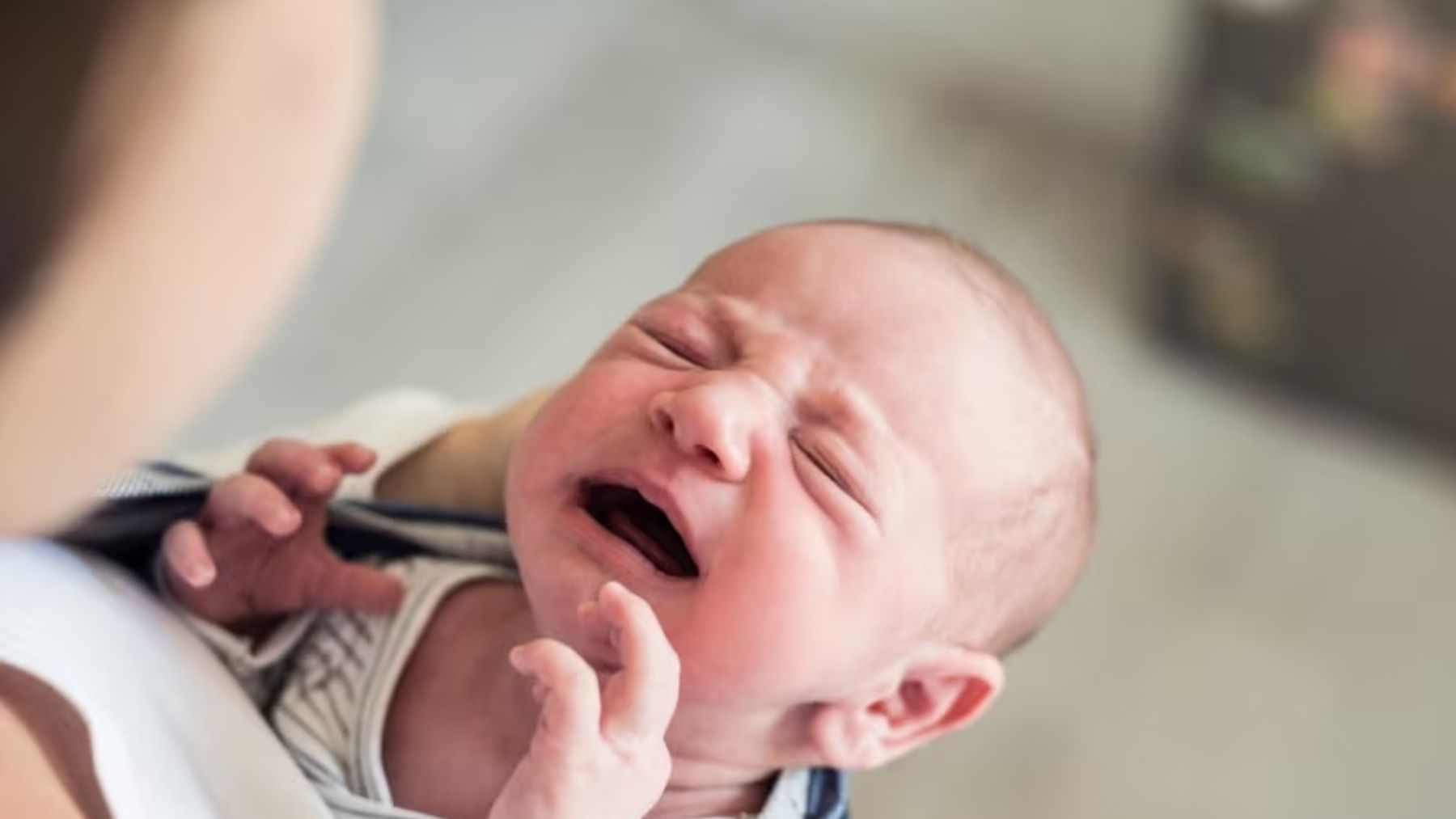 Cómo calmar a un bebé que llora de forma eficaz
